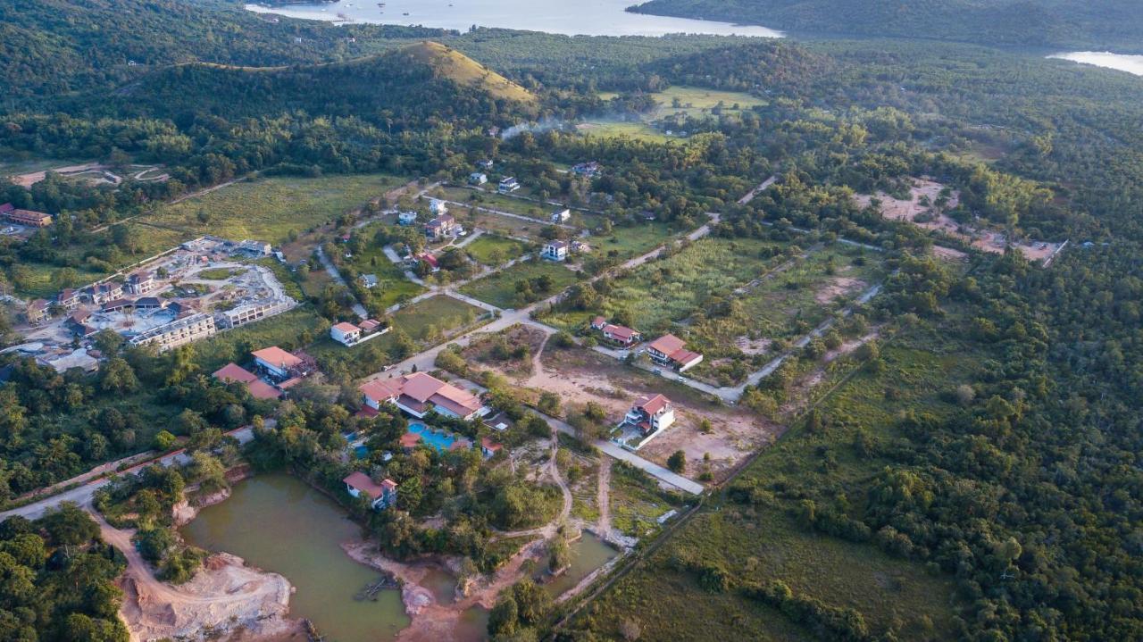 Bella Villa Корон Екстериор снимка