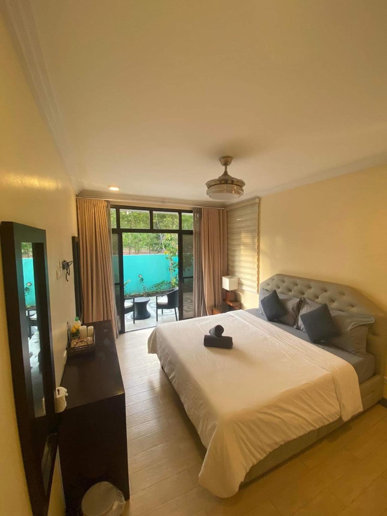 Bella Villa Корон Екстериор снимка
